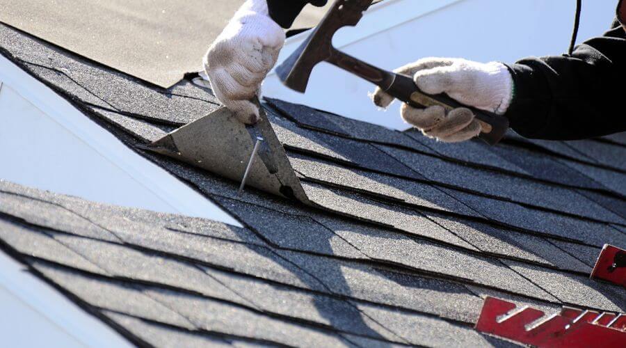 Professional gutter cleaning in Mohawk, MI